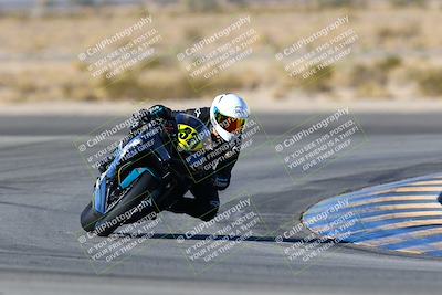 media/Jan-09-2022-SoCal Trackdays (Sun) [[2b1fec8404]]/Turn 11 (935am)/